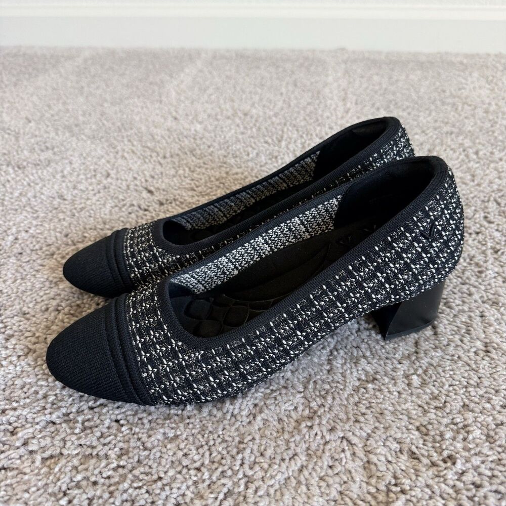 Vivaia Shoes Womens Size US 9 40 Almond Toe Stress Free Chunky Heels Black White - Picture 2 of 7